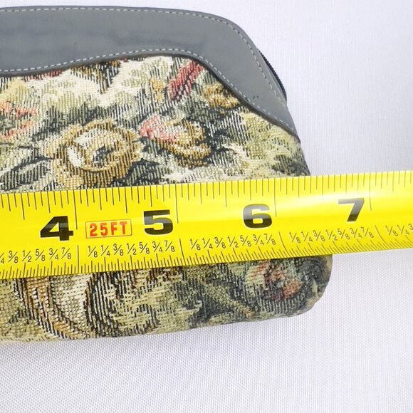Vintage Floral Tapestry Cosmetic Case Change Purse Gray Leather Trim with Zipper - Picture 5 of 13